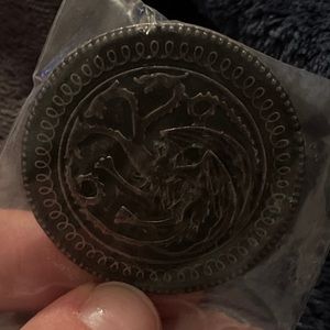 Game of thrones pin